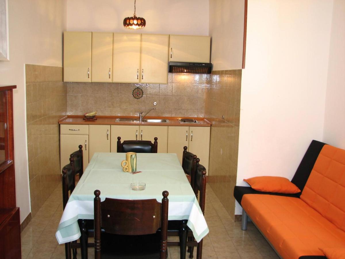 Apartments Lina 2023 拉巴克 外观 照片